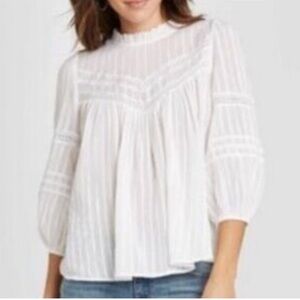 Universal Thread White Lace cottagecore flowy top in size XL 3/4 length
